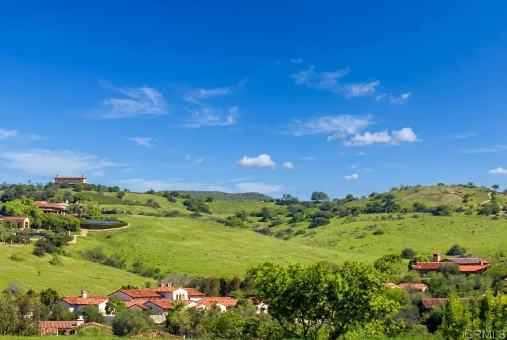 7508 Plein Aire San Diego, CA 92127