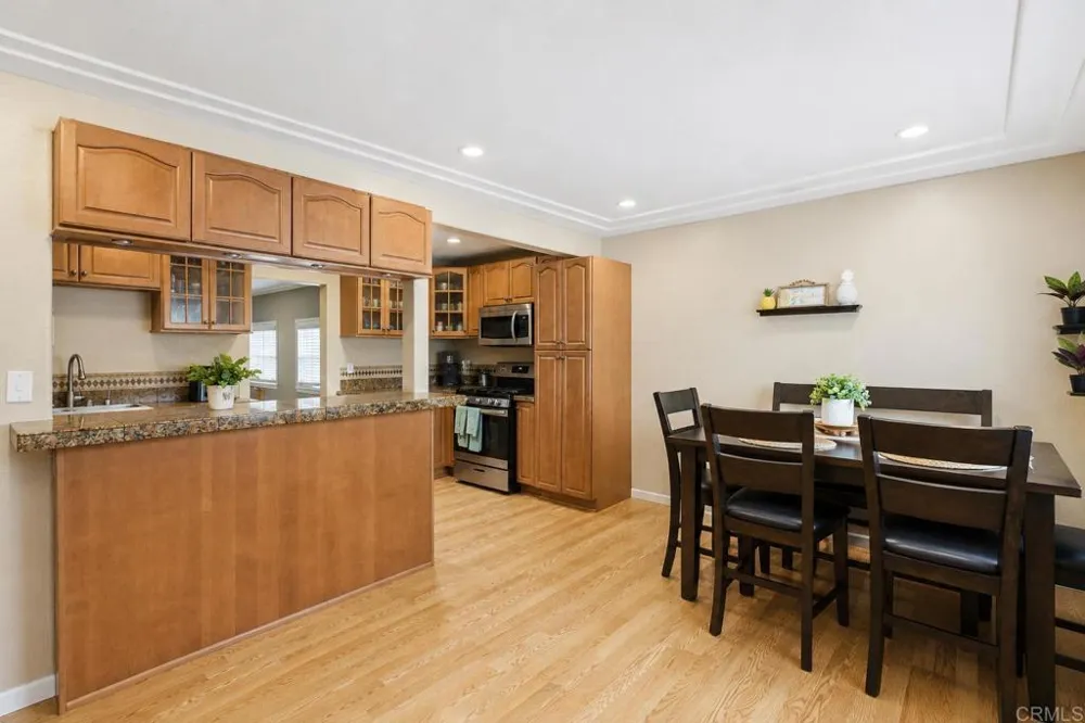 918 Galopago Spring Valley, CA 91977