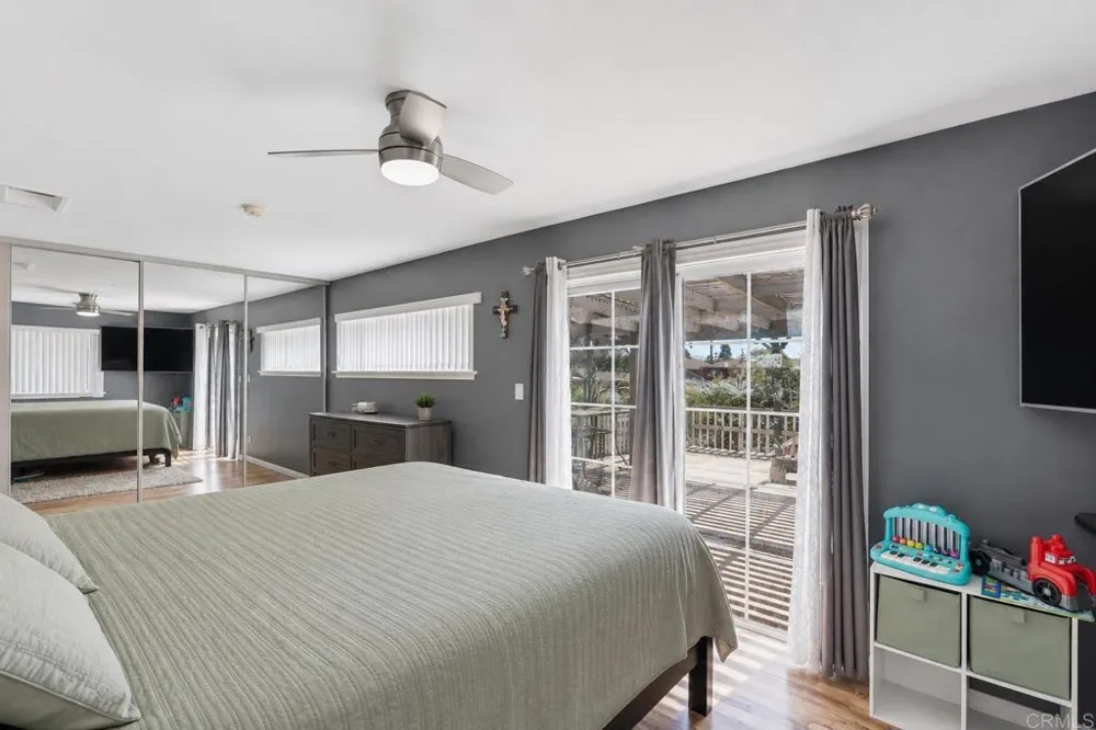 918 Galopago Spring Valley, CA 91977