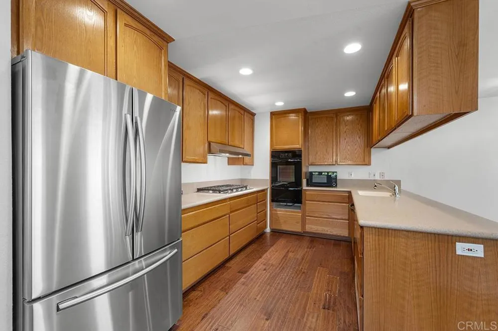 5754 CENTRAL AVE Bonita, CA 91902