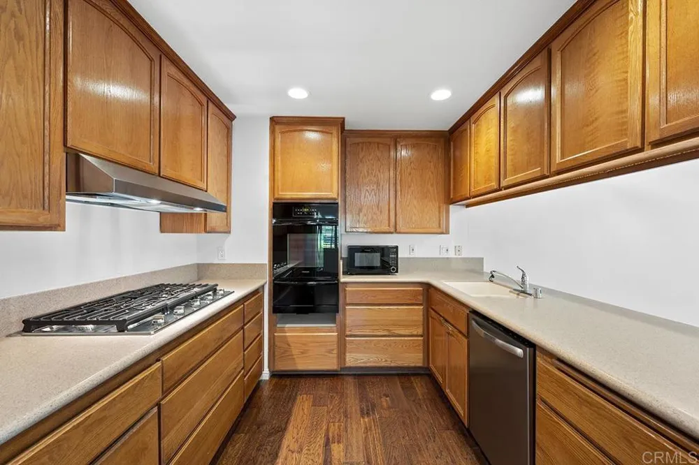 5754 CENTRAL AVE Bonita, CA 91902