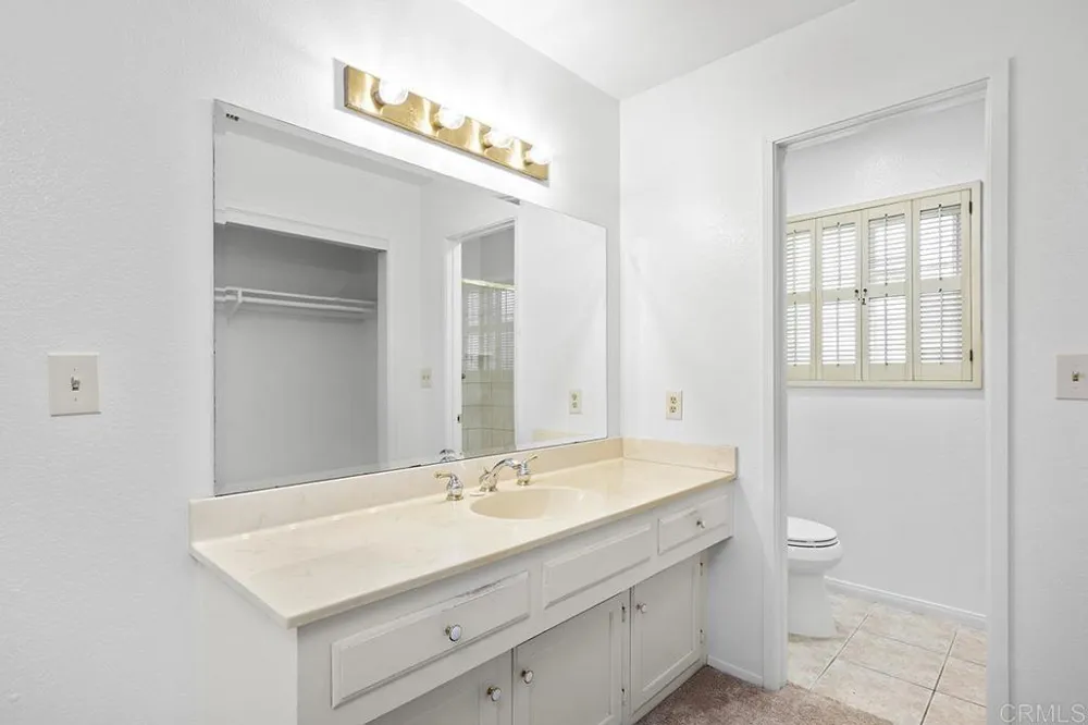 5754 CENTRAL AVE Bonita, CA 91902