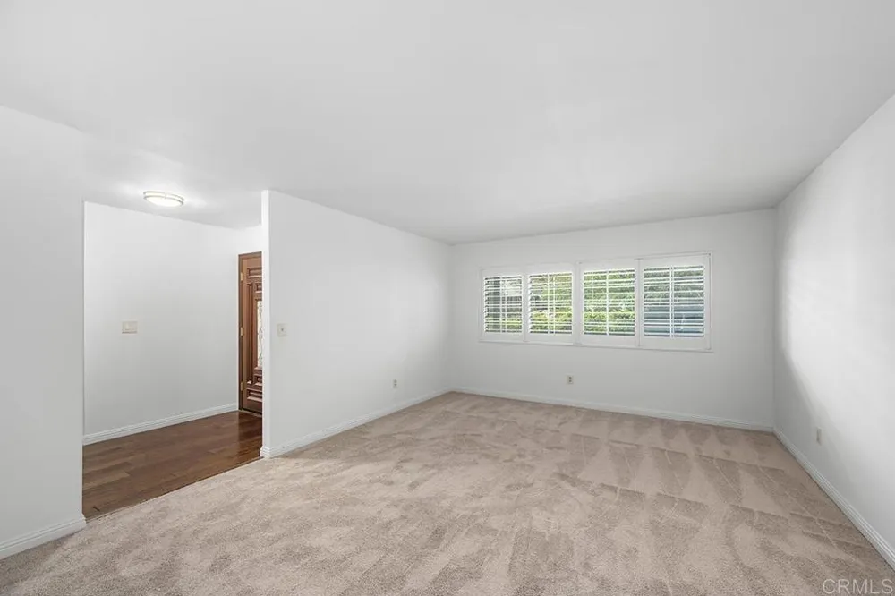 5754 CENTRAL AVE Bonita, CA 91902