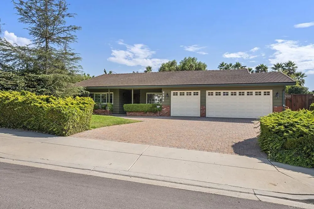 5754 CENTRAL AVE Bonita, CA 91902