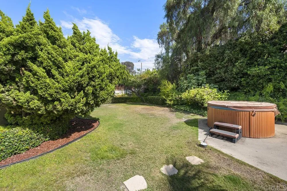 5754 CENTRAL AVE Bonita, CA 91902