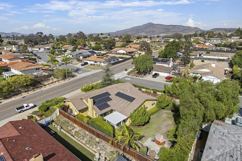 5754 CENTRAL AVE Bonita, CA 91902