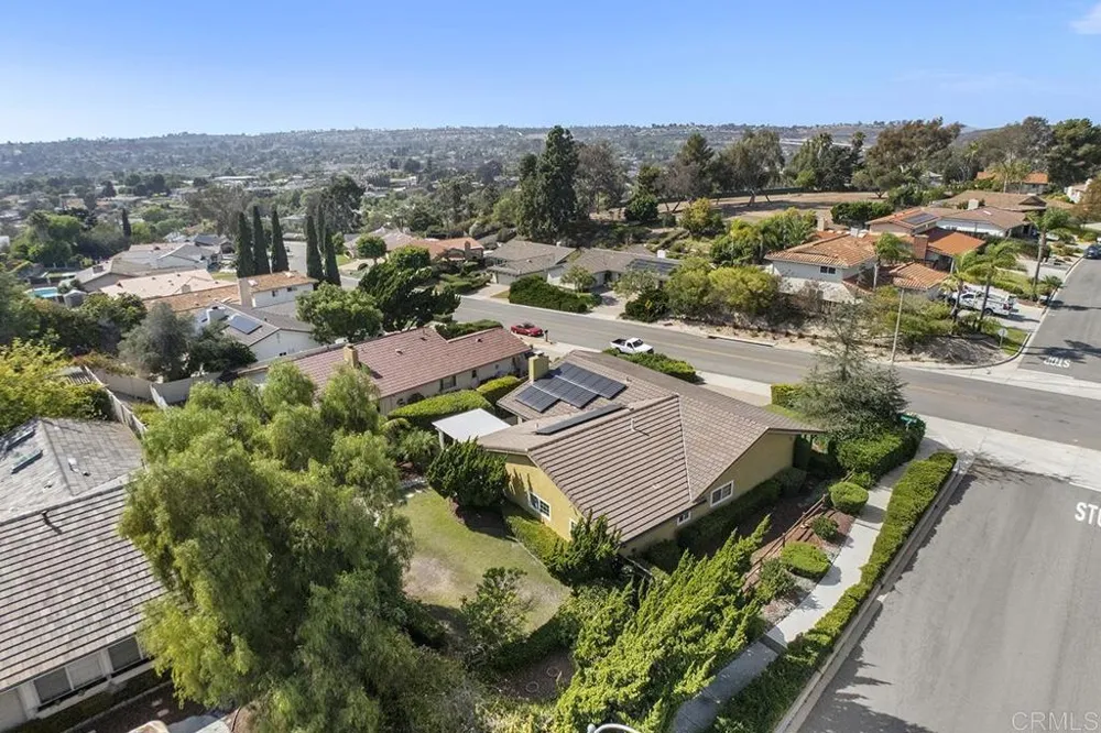 5754 CENTRAL AVE Bonita, CA 91902