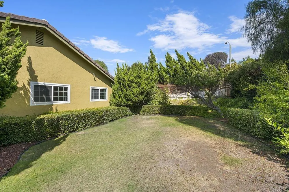 5754 CENTRAL AVE Bonita, CA 91902