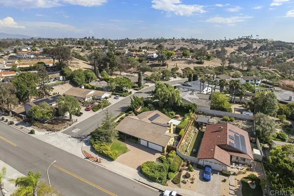 5754 CENTRAL AVE Bonita, CA 91902