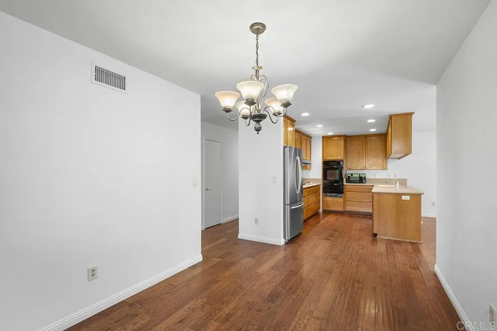 5754 CENTRAL AVE Bonita, CA 91902
