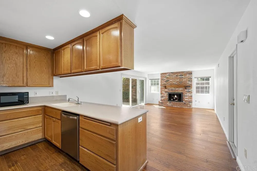 5754 CENTRAL AVE Bonita, CA 91902
