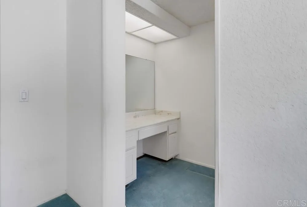 6744 Caminito Del Greco San Diego, CA 92120