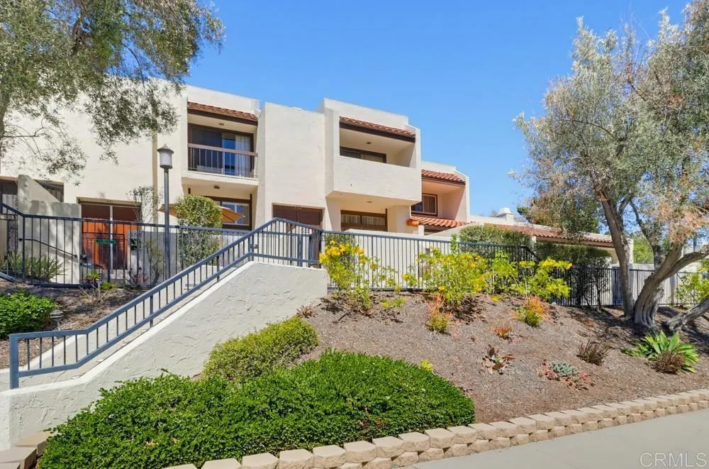 6744 Caminito Del Greco San Diego, CA 92120