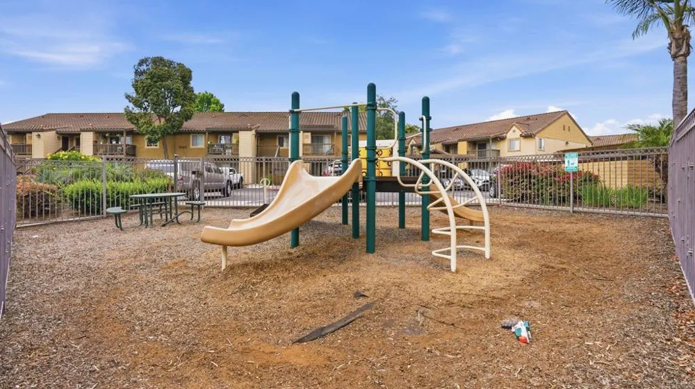 1979 Avenida Del Mexico #228 San Diego, CA 92154