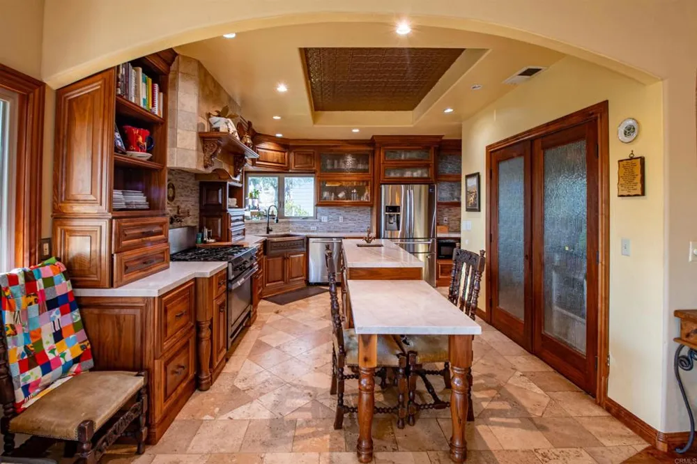 20276 Rancho Villa Road Ramona, CA 92065