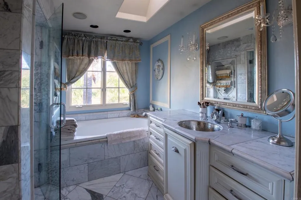 20276 Rancho Villa Road Ramona, CA 92065