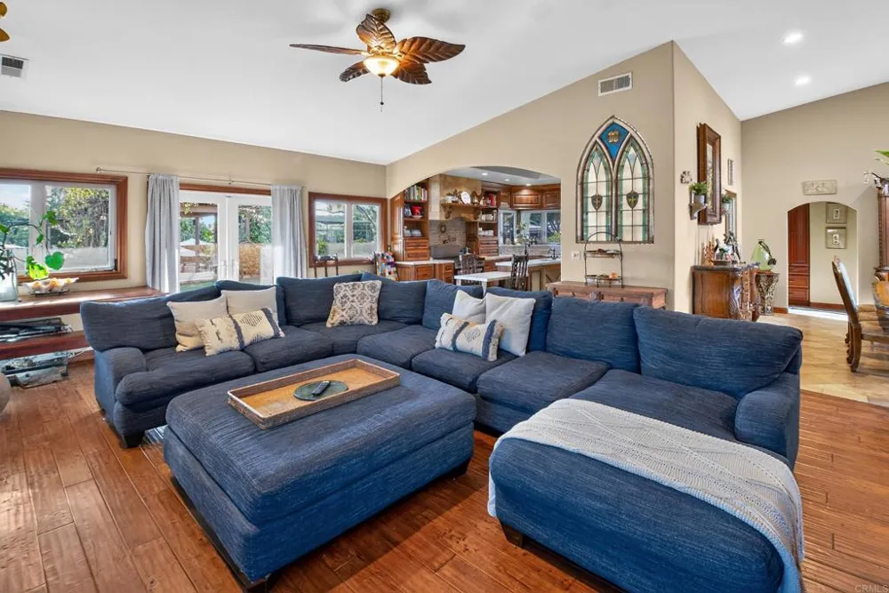 20276 Rancho Villa Road Ramona, CA 92065
