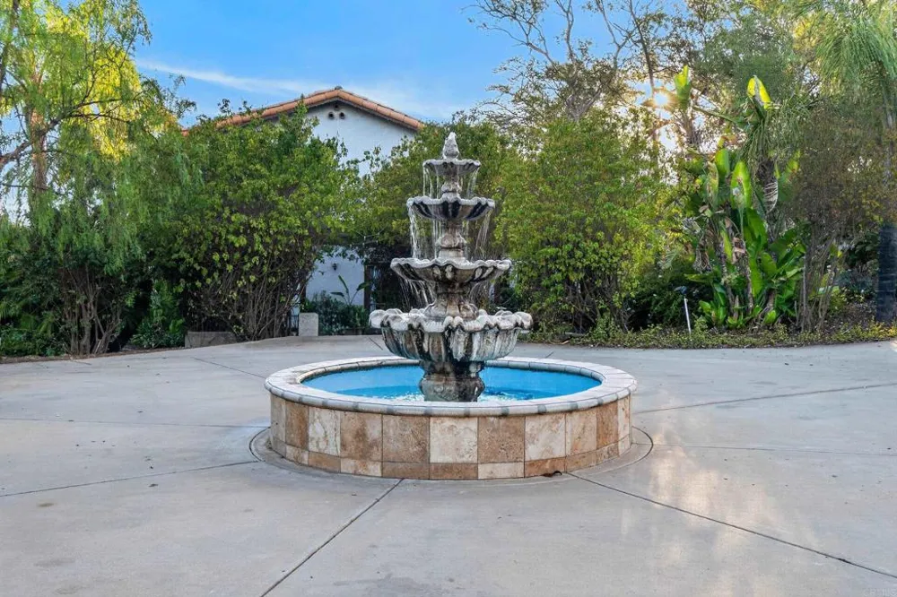 20276 Rancho Villa Road Ramona, CA 92065