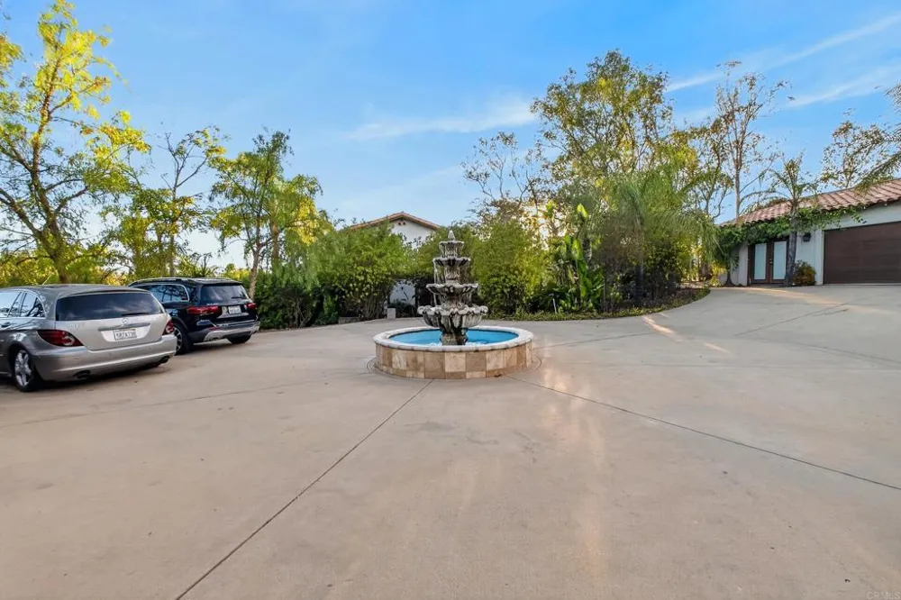 20276 Rancho Villa Road Ramona, CA 92065
