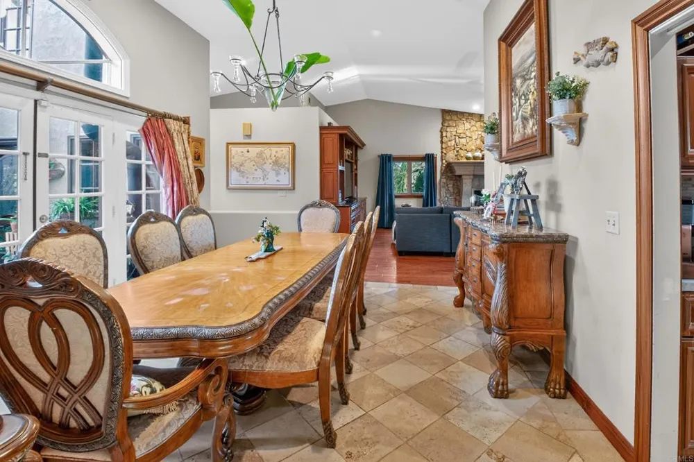 20276 Rancho Villa Road Ramona, CA 92065