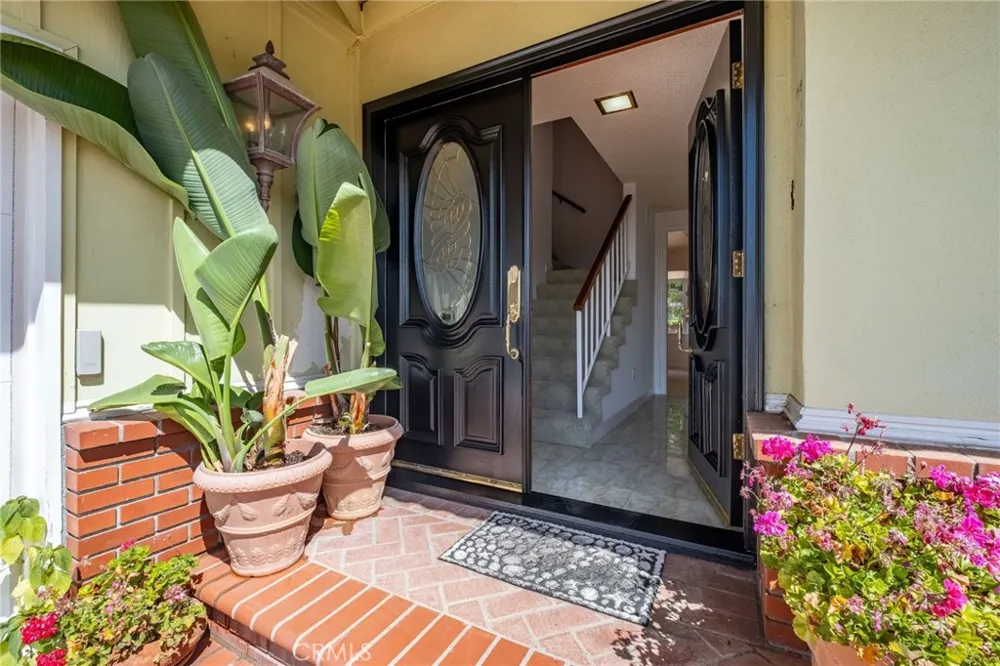 3675 Vigilance Rancho Palos Verdes, CA 90275