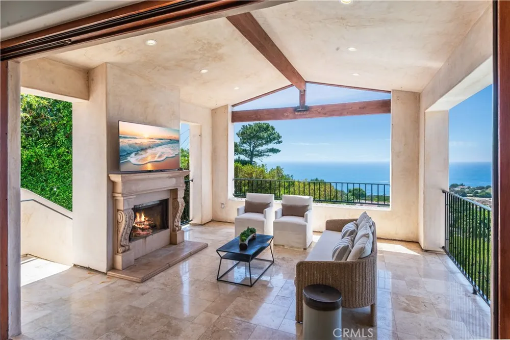 30057 Via Victoria Rancho Palos Verdes, CA 90275
