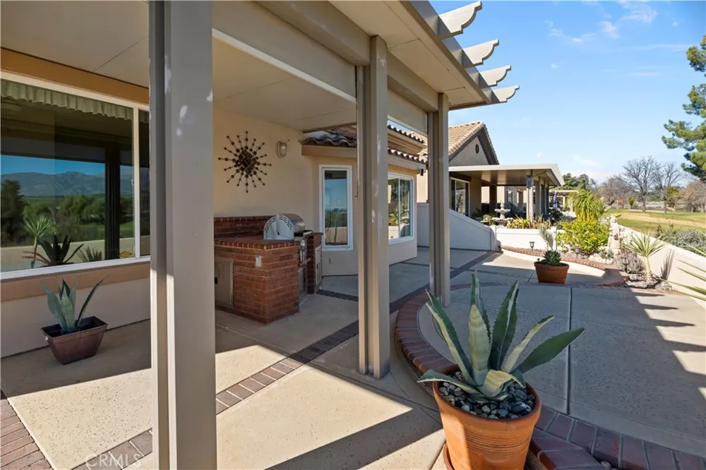 502 Brooklawn Banning, CA 92220