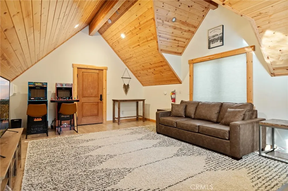 43629 Bow Canyon Drive Big Bear Lake, CA 92315