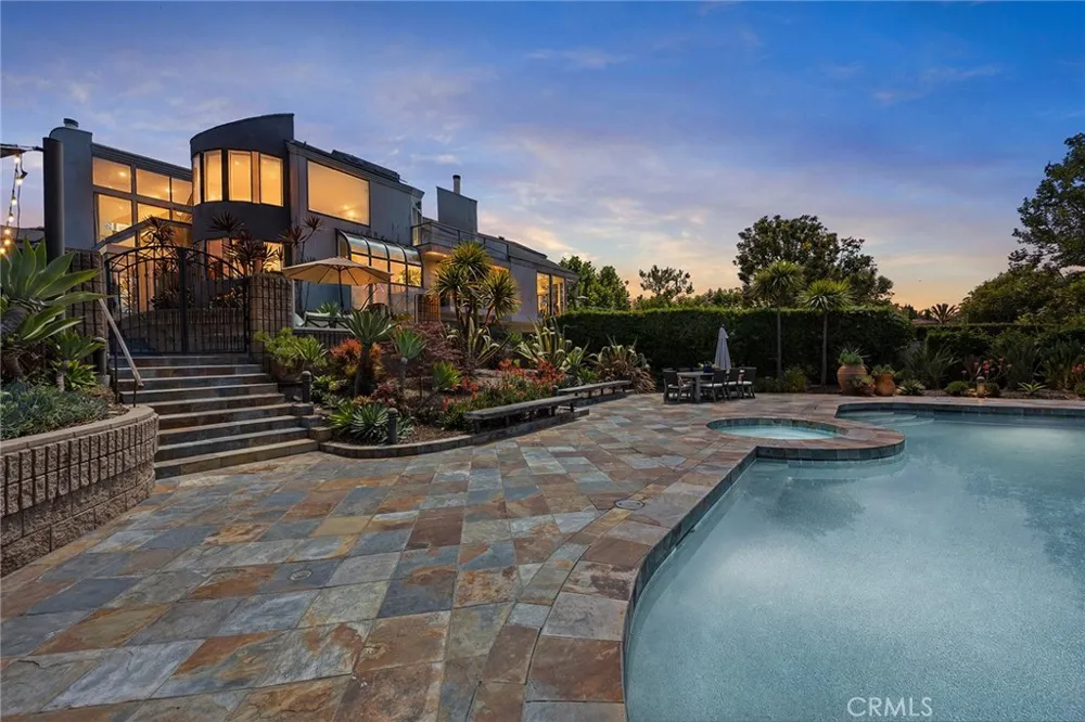 130 S Leola Way Anaheim Hills, CA 92807