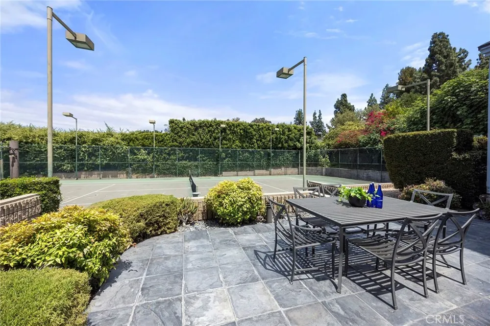 130 S Leola Way Anaheim Hills, CA 92807