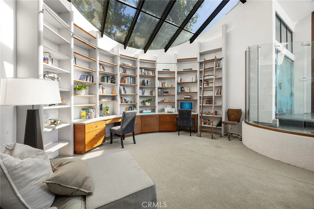 130 S Leola Way Anaheim Hills, CA 92807