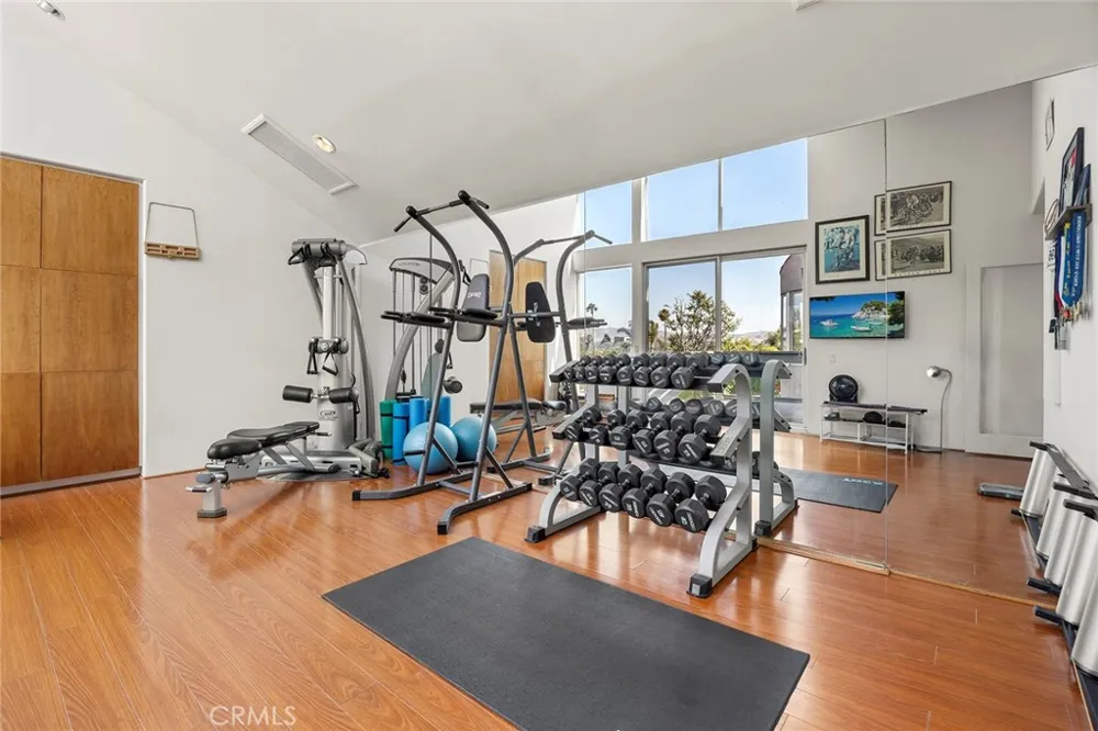 130 S Leola Way Anaheim Hills, CA 92807