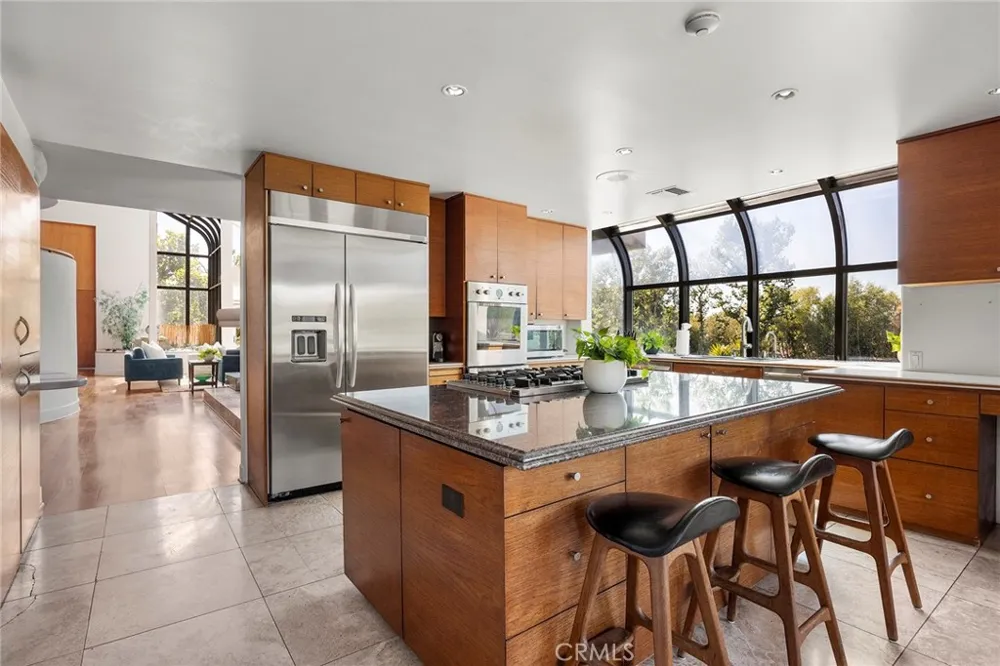 130 S Leola Way Anaheim Hills, CA 92807
