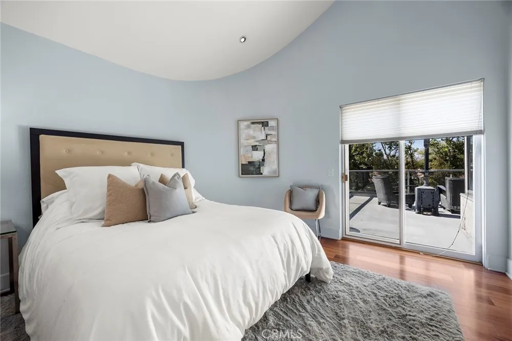 130 S Leola Way Anaheim Hills, CA 92807
