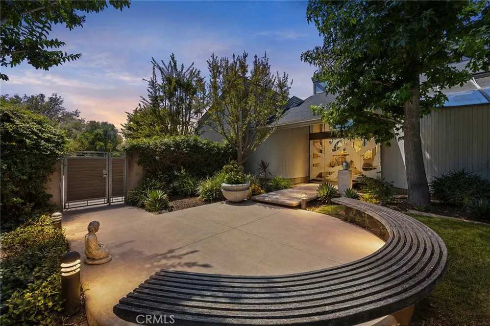 130 S Leola Way Anaheim Hills, CA 92807