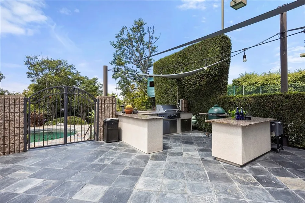 130 S Leola Way Anaheim Hills, CA 92807