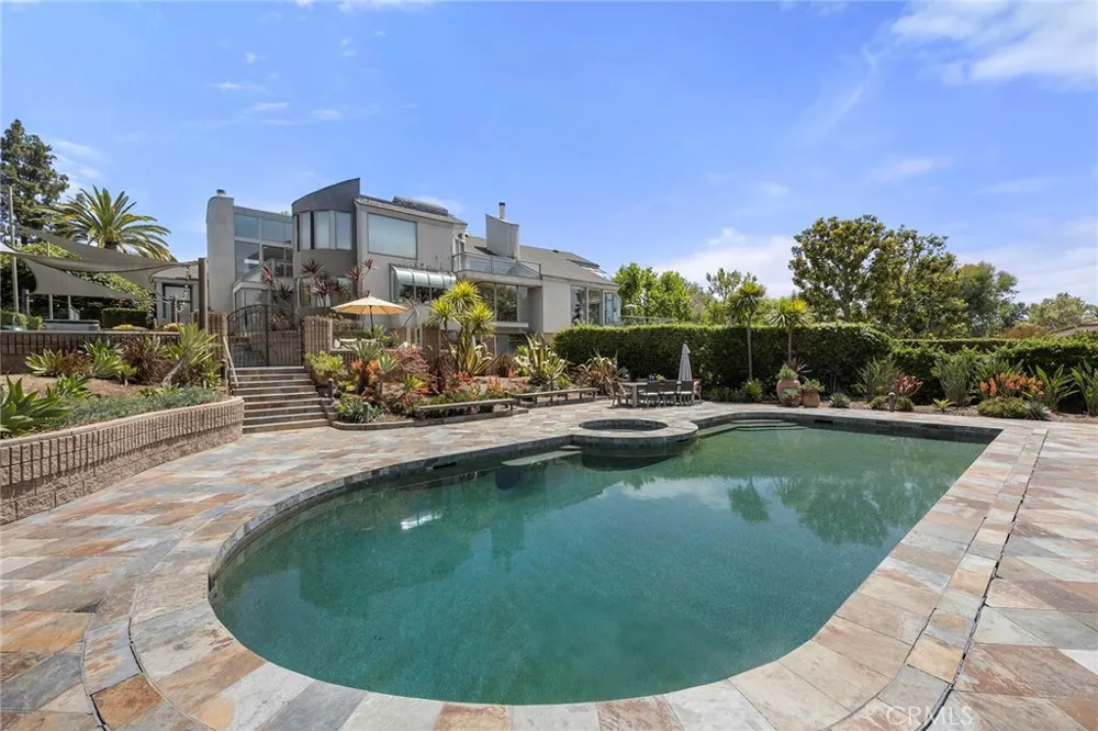 130 S Leola Way Anaheim Hills, CA 92807