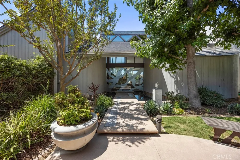 130 S Leola Way Anaheim Hills, CA 92807