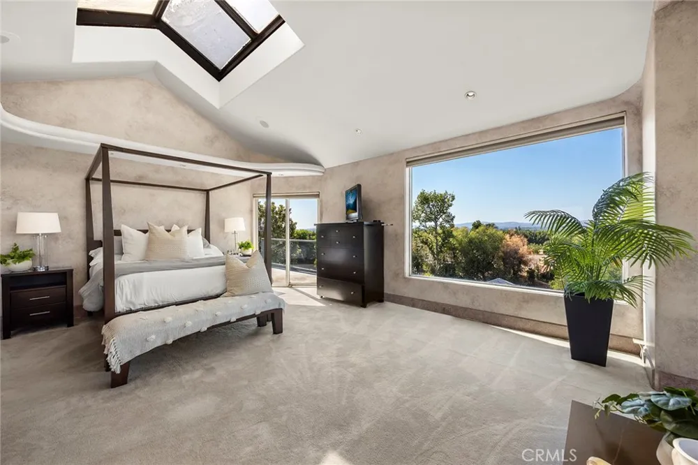 130 S Leola Way Anaheim Hills, CA 92807