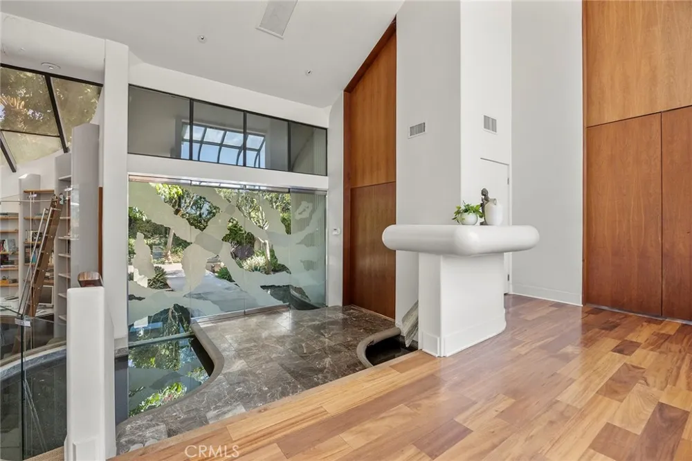 130 S Leola Way Anaheim Hills, CA 92807
