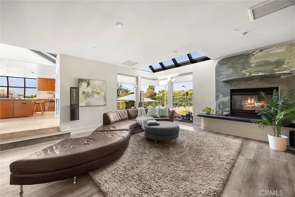 130 S Leola Way Anaheim Hills, CA 92807