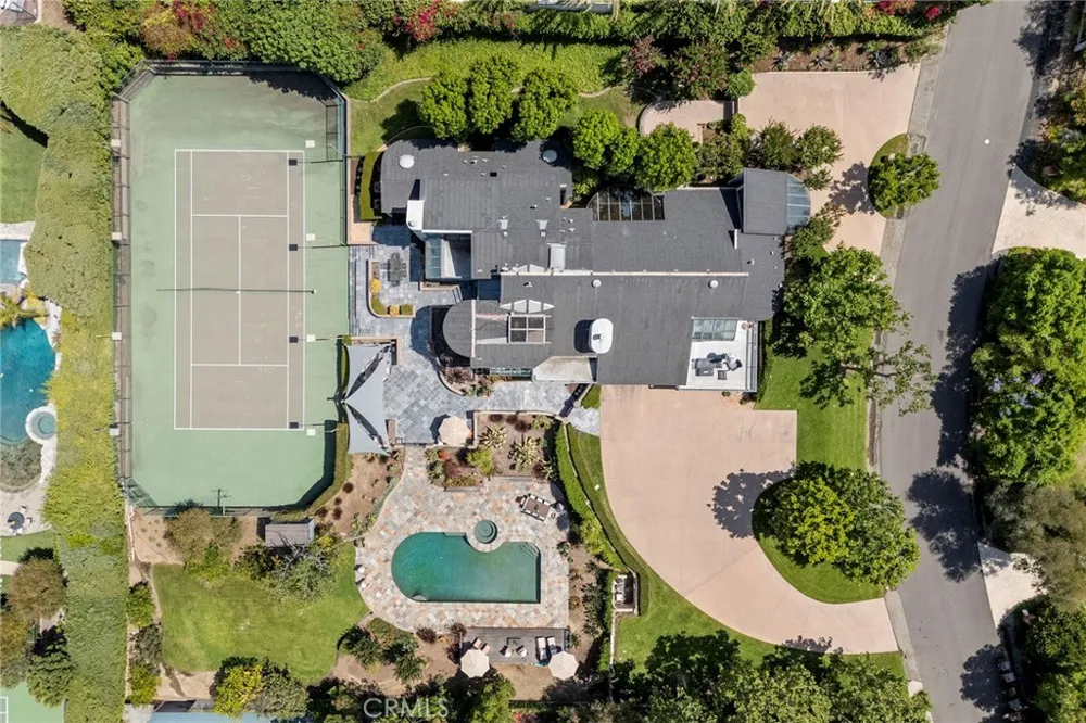 130 S Leola Way Anaheim Hills, CA 92807