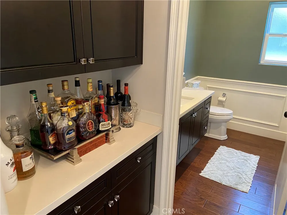4470 Stansbury Avenue Sherman Oaks, CA 91423