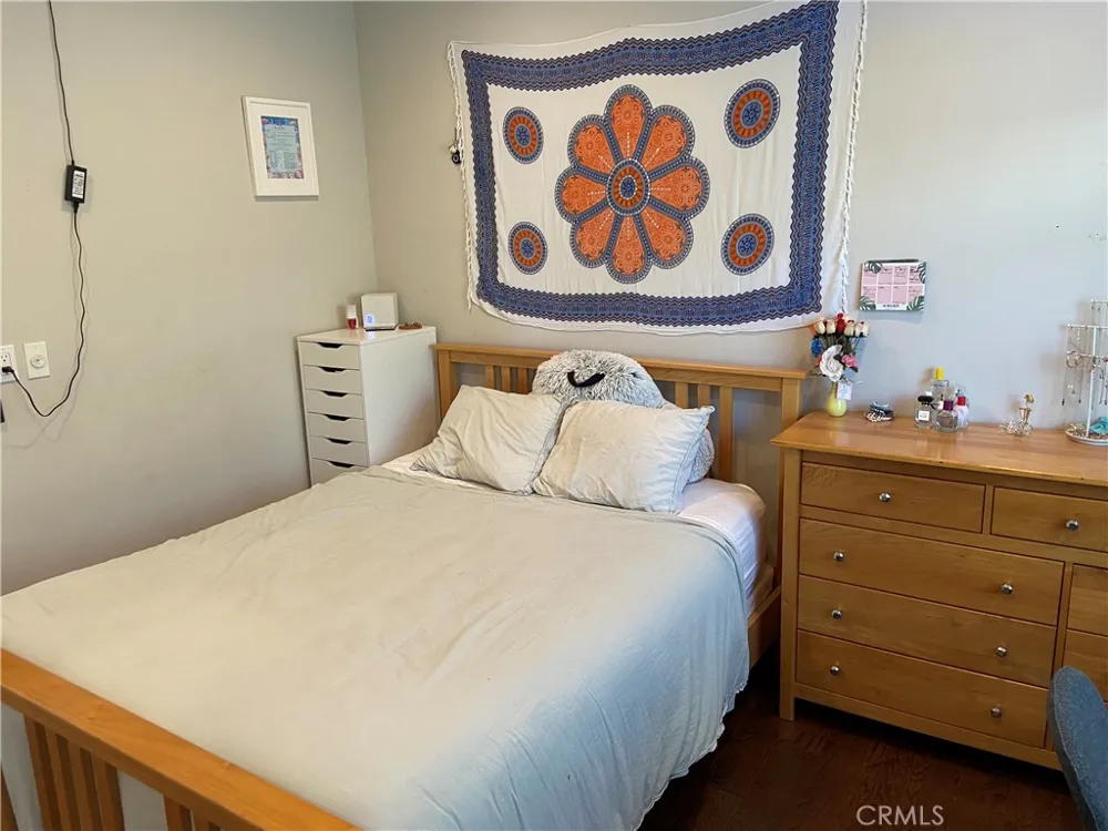4470 Stansbury Avenue Sherman Oaks, CA 91423