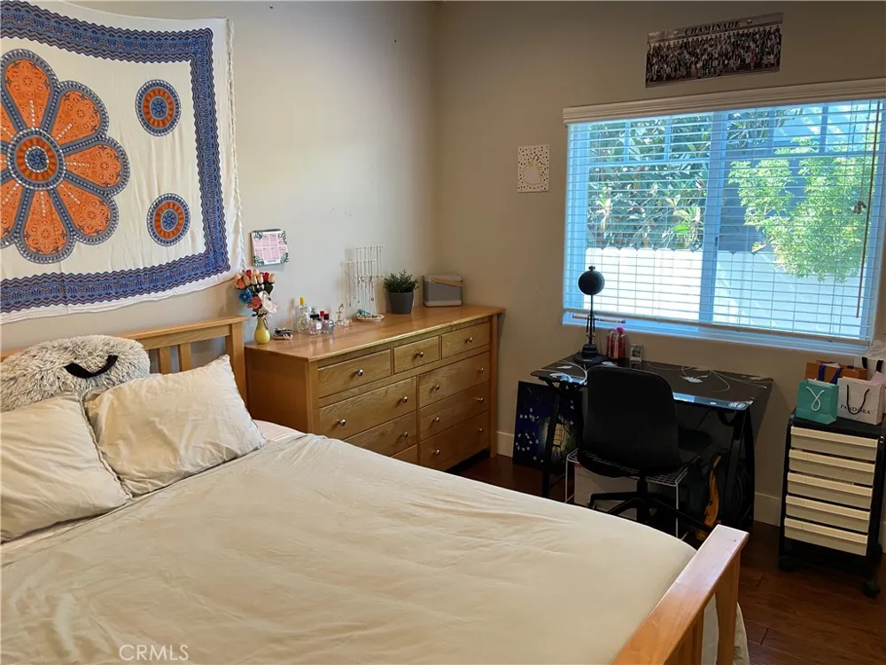 4470 Stansbury Avenue Sherman Oaks, CA 91423