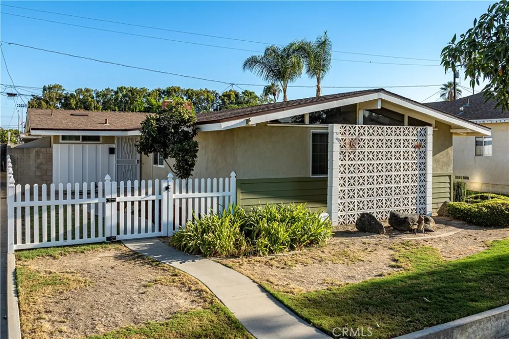 11636 Parkmead Street Santa Fe Springs, CA 90670