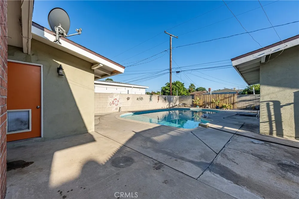 11636 Parkmead Street Santa Fe Springs, CA 90670