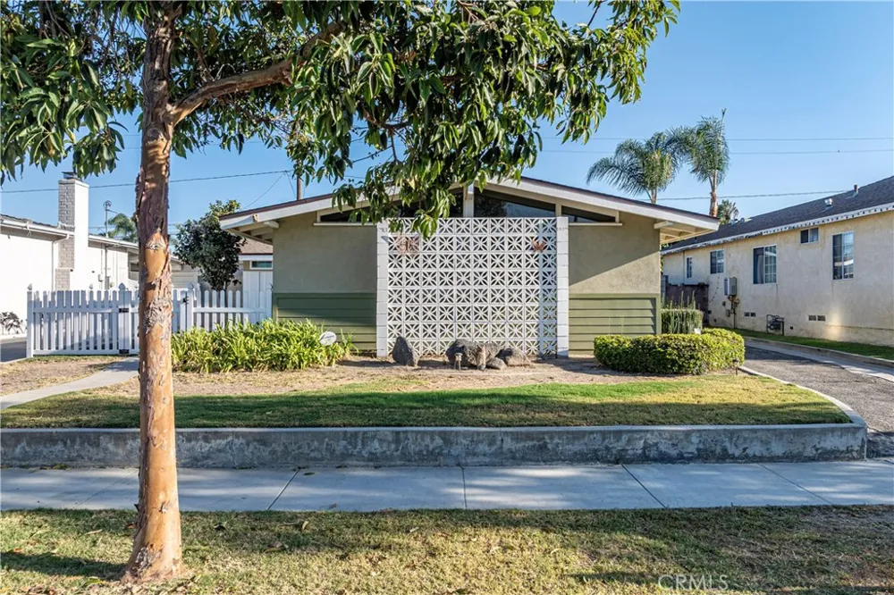 11636 Parkmead Street Santa Fe Springs, CA 90670