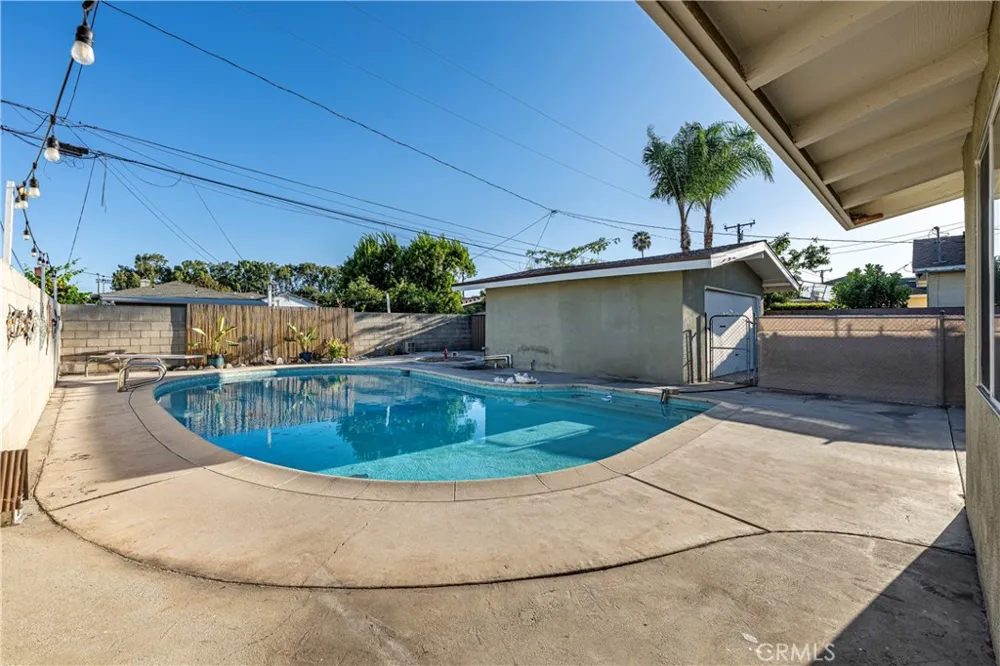 11636 Parkmead Street Santa Fe Springs, CA 90670