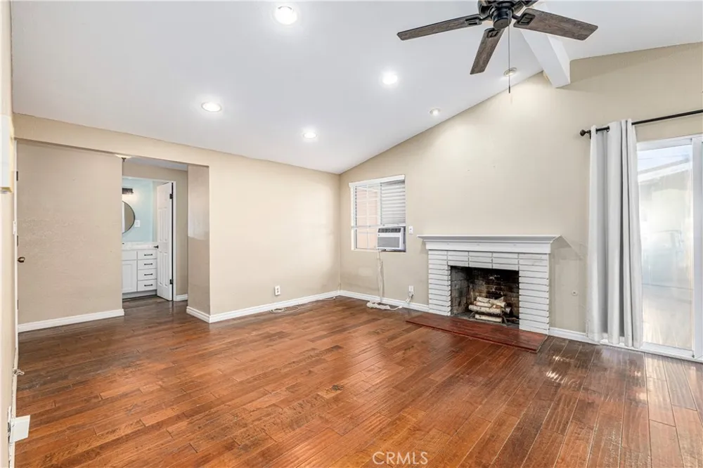 11636 Parkmead Street Santa Fe Springs, CA 90670